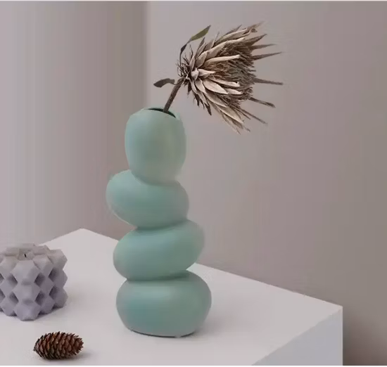 Scultura vintage nordica di arte astratta con uova in vasi in ceramica